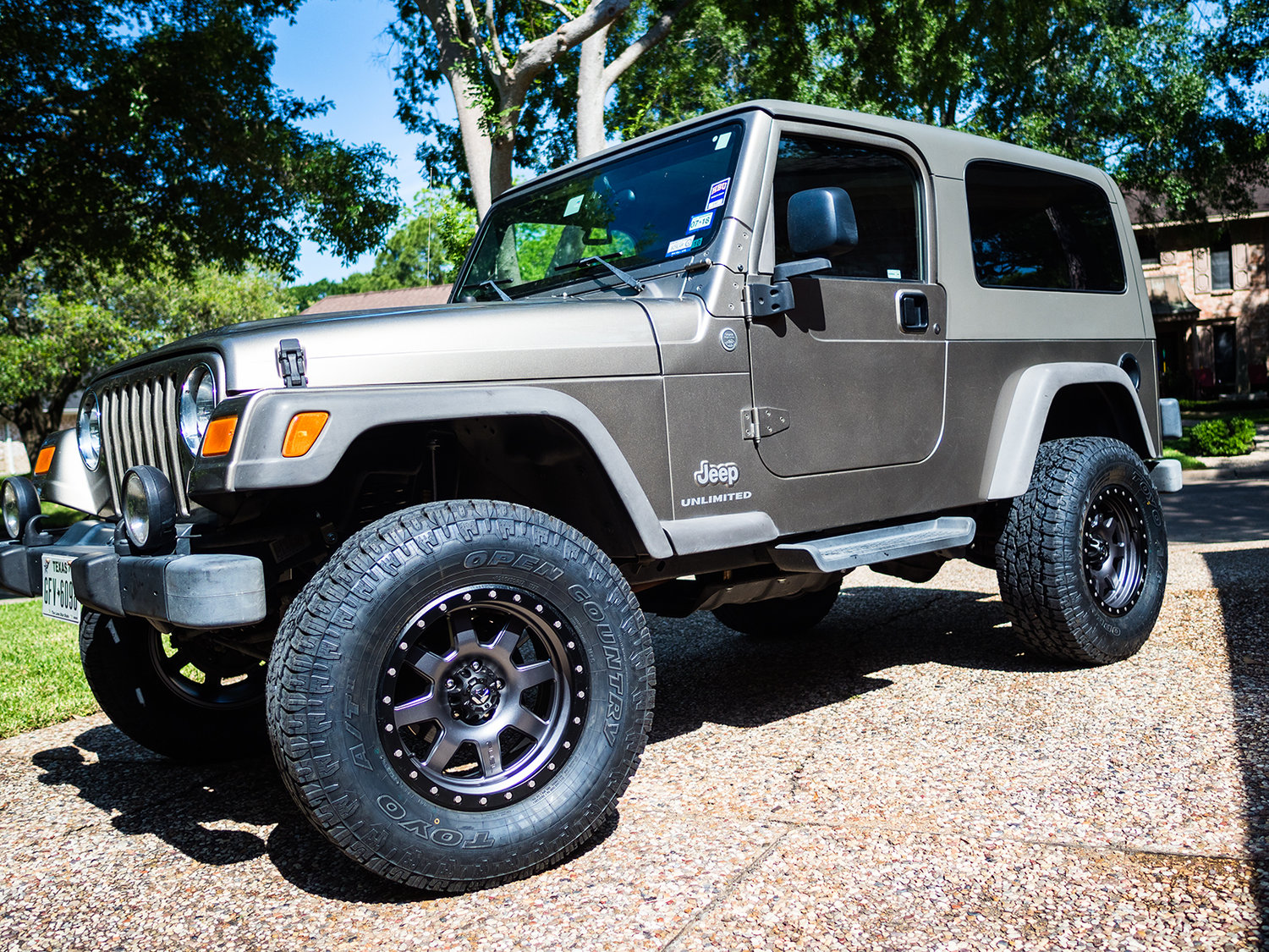 Fuel OffRoad D55217856545 Trophy in Graphite for 8406 Jeep Wrangler